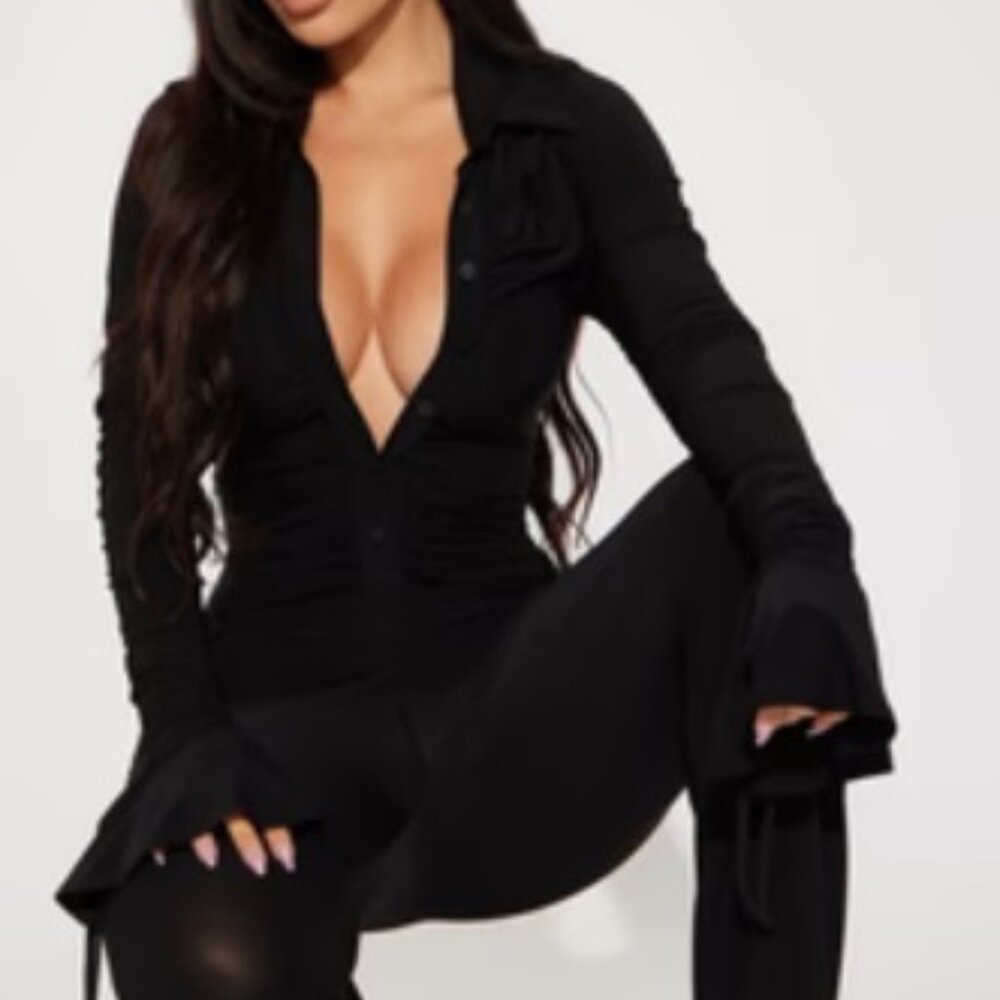 Get A Good Look Ruched Jumpsuit - Black Size: L